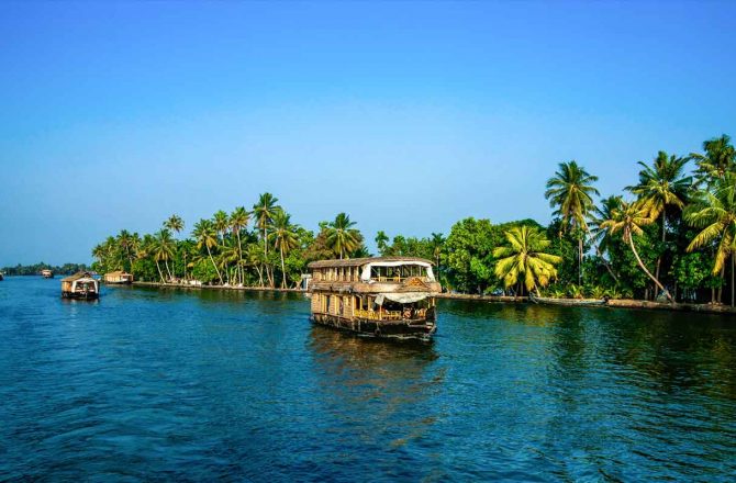 Kerala-backwaters-india