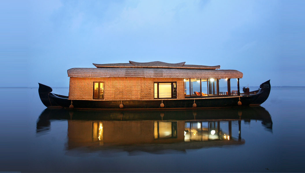 Single Bedroom Houseboat